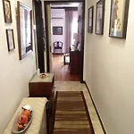 Apartmán Cosy Penthouse -up To 6 Guests- In The Centre!
